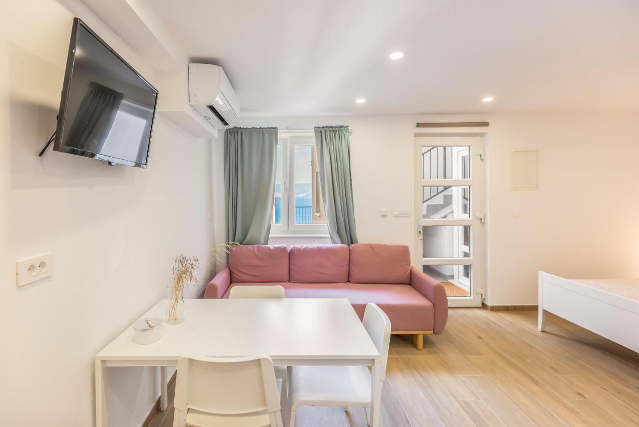 Adris Apartments Omiš Zewnętrze zdjęcie