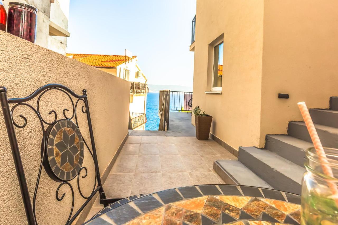 Adris Apartments Omiš Zewnętrze zdjęcie