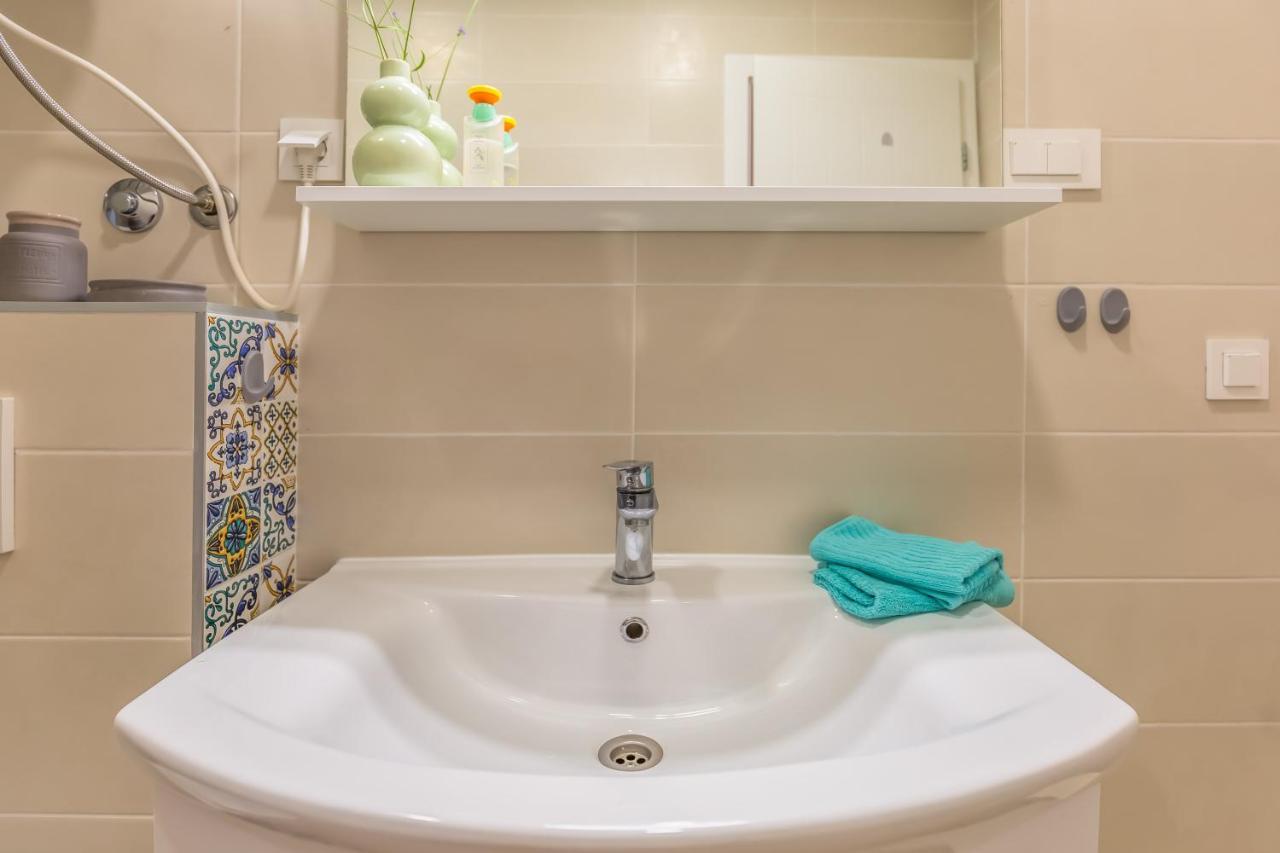 Adris Apartments Omiš Zewnętrze zdjęcie