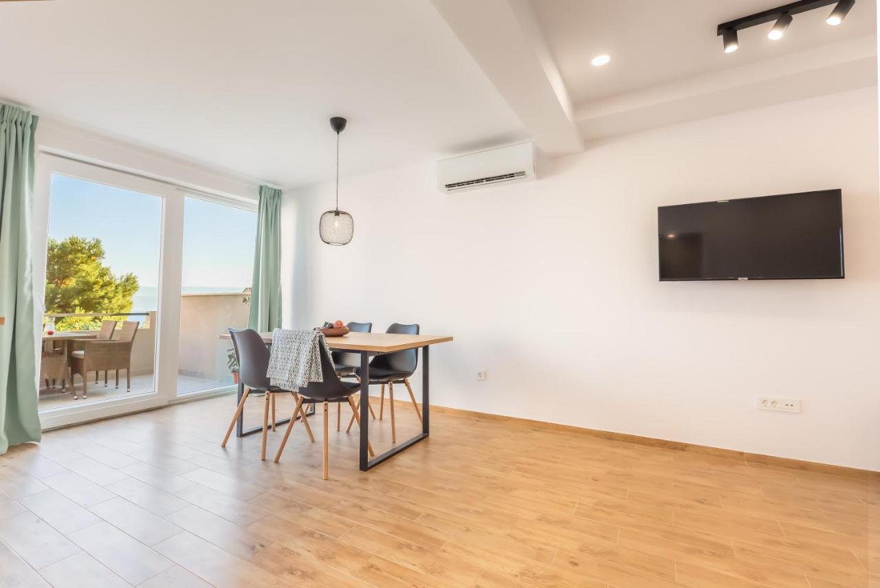 Adris Apartments Omiš Zewnętrze zdjęcie